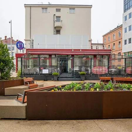 Logis Du Haut-bugey 奥约纳科斯