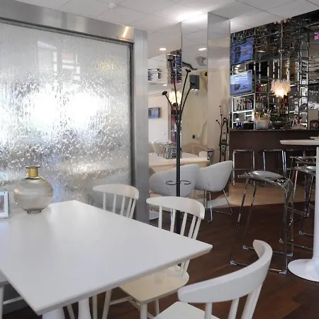 Logis Du Haut-bugey 酒店