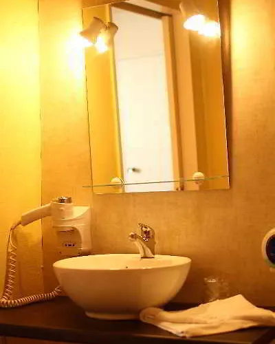 Ξενοδοχείο Logis Du Haut-bugey 3*