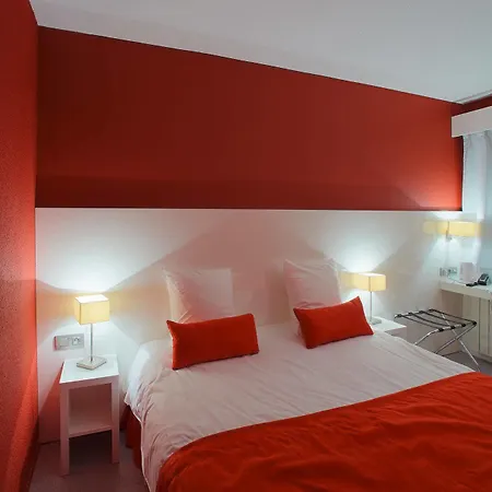 호텔 Logis Du Haut-bugey 3*