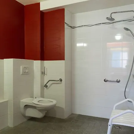 Logis Du Haut-bugey Hotel Oyonnax