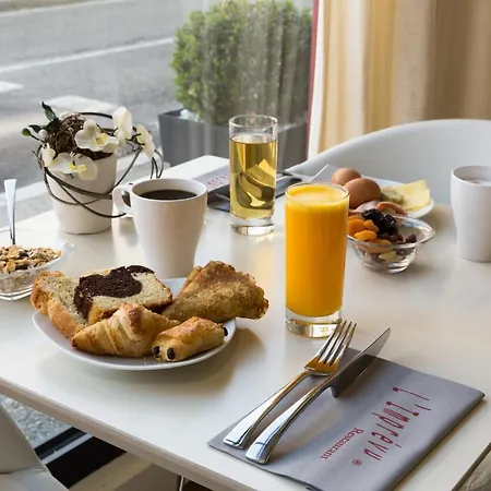 Logis Du Haut-bugey Hotel 3*