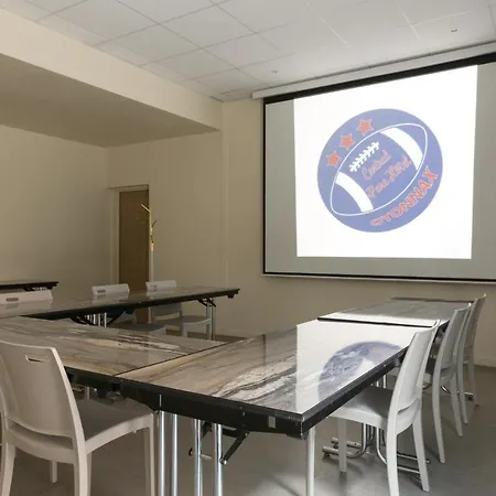 Hotell Logis Du Haut-bugey